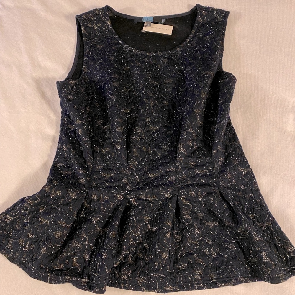 NWT flared L Eva Franco sleeveless blouse in navy and silver.
